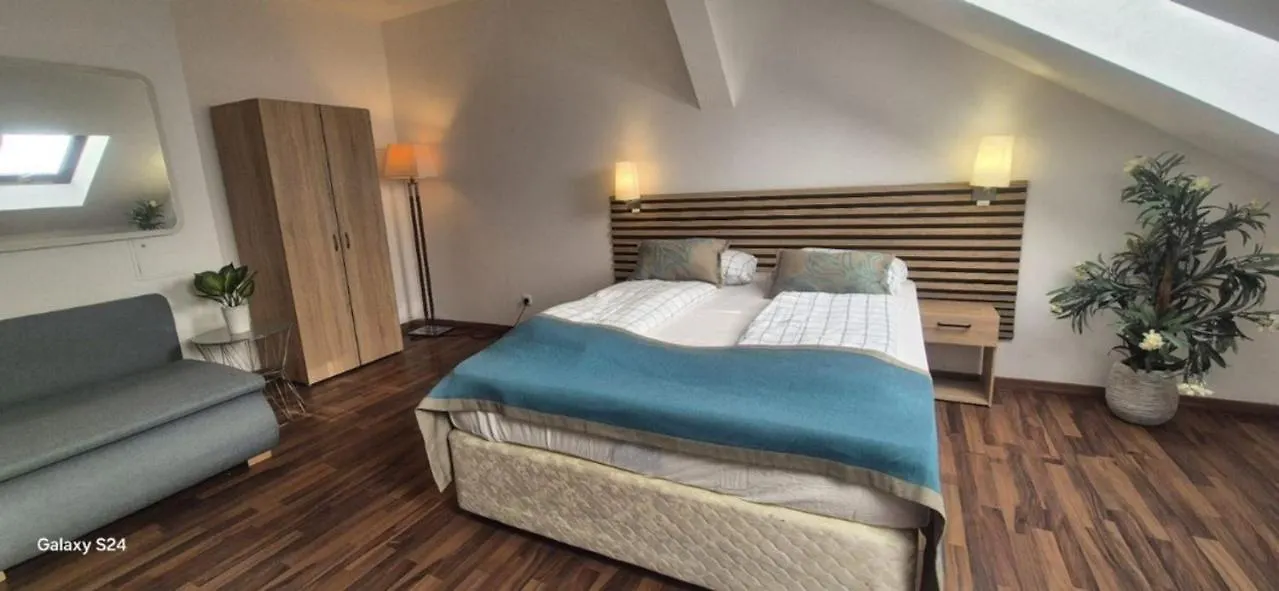 Spacious 3Br Shared Apt, Very Central In Vienna Apartment