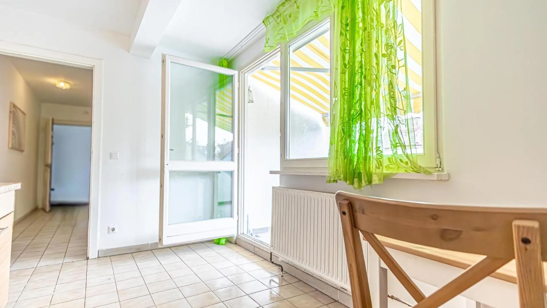 Spacious 3Br Shared Apt, Very Central In Vienna Austria